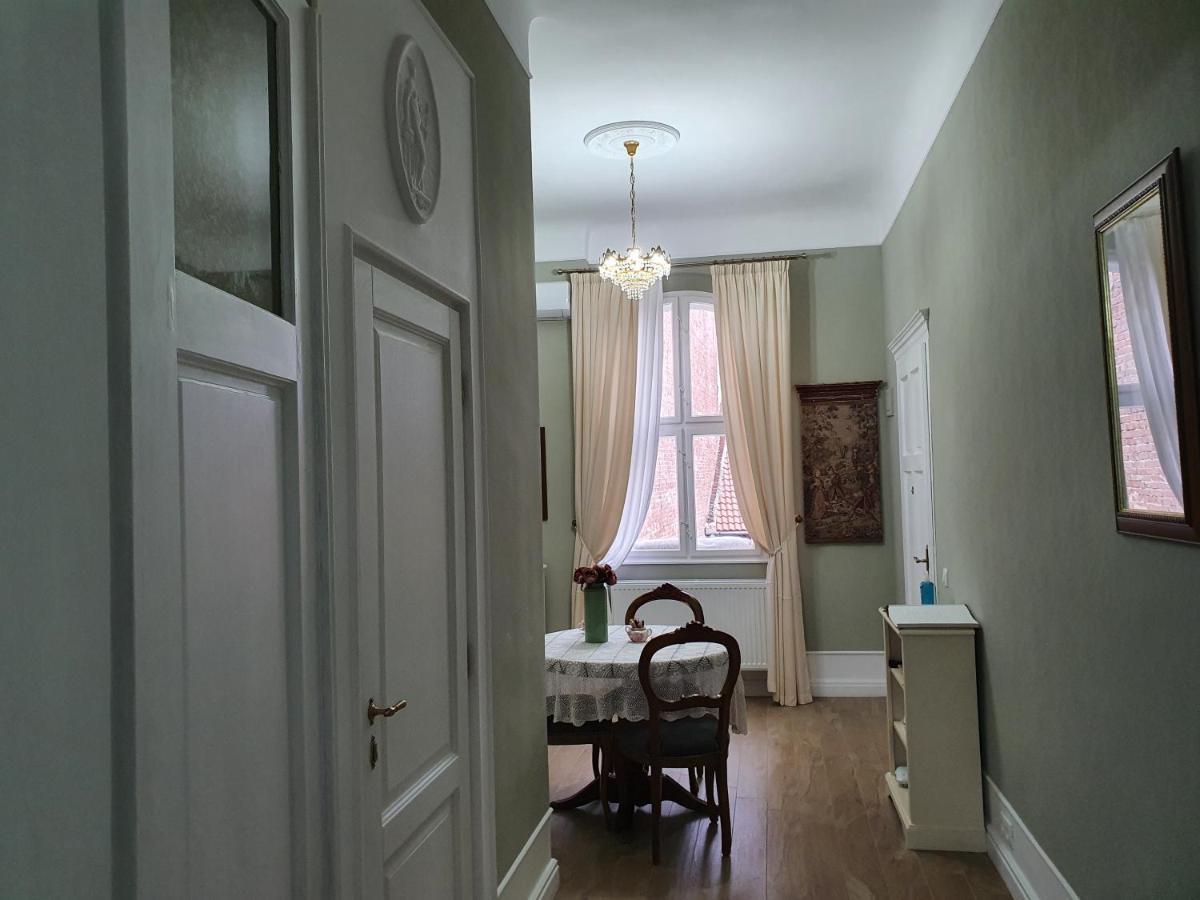 Elisabeth Apartment Nagyvárad Kültér fotó